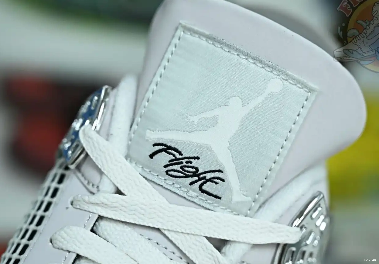 Jordan lron Jordan Air 4